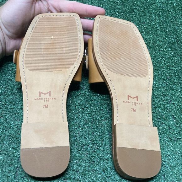 New Marc Fisher Rosely sandals women’s size 7 (OKPM-07-087) - Picture 9 of 11